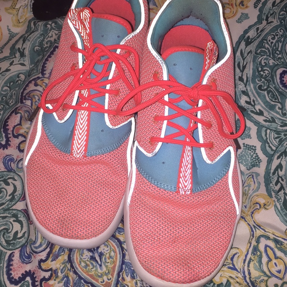 Jordan Eclipse - Picture 4 of 5